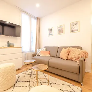  Appart hôtel Cosy In Center - With Ac France
